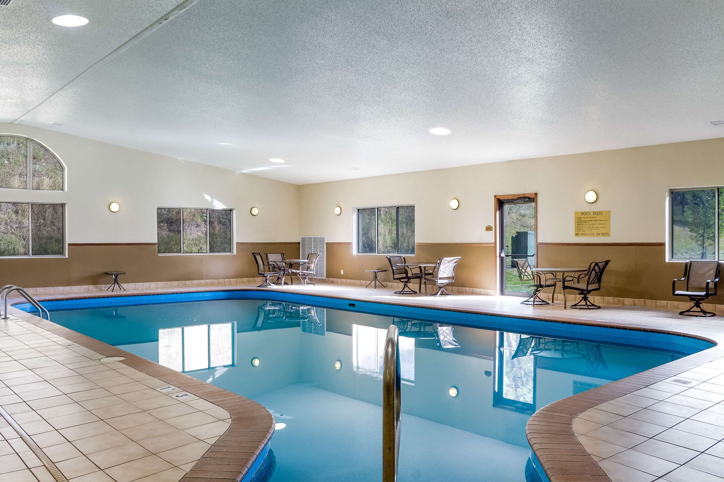 Comfort Inn and Suites Custer