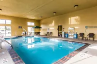 Comfort Inn & Suites Ardmore Hotels in Ardmore