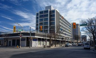 Four Points by Sheraton Windsor Downtown