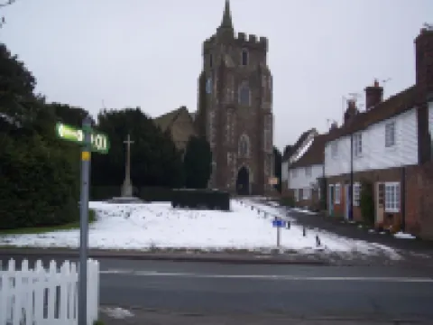 The Bull Inn Lodges Hotels in Cranbrook