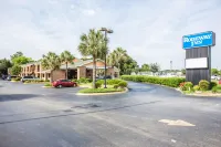 Rodeway Inn Hotels in Hanahan