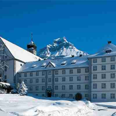 H+ Hotel & SPA Engelberg Hotel Exterior