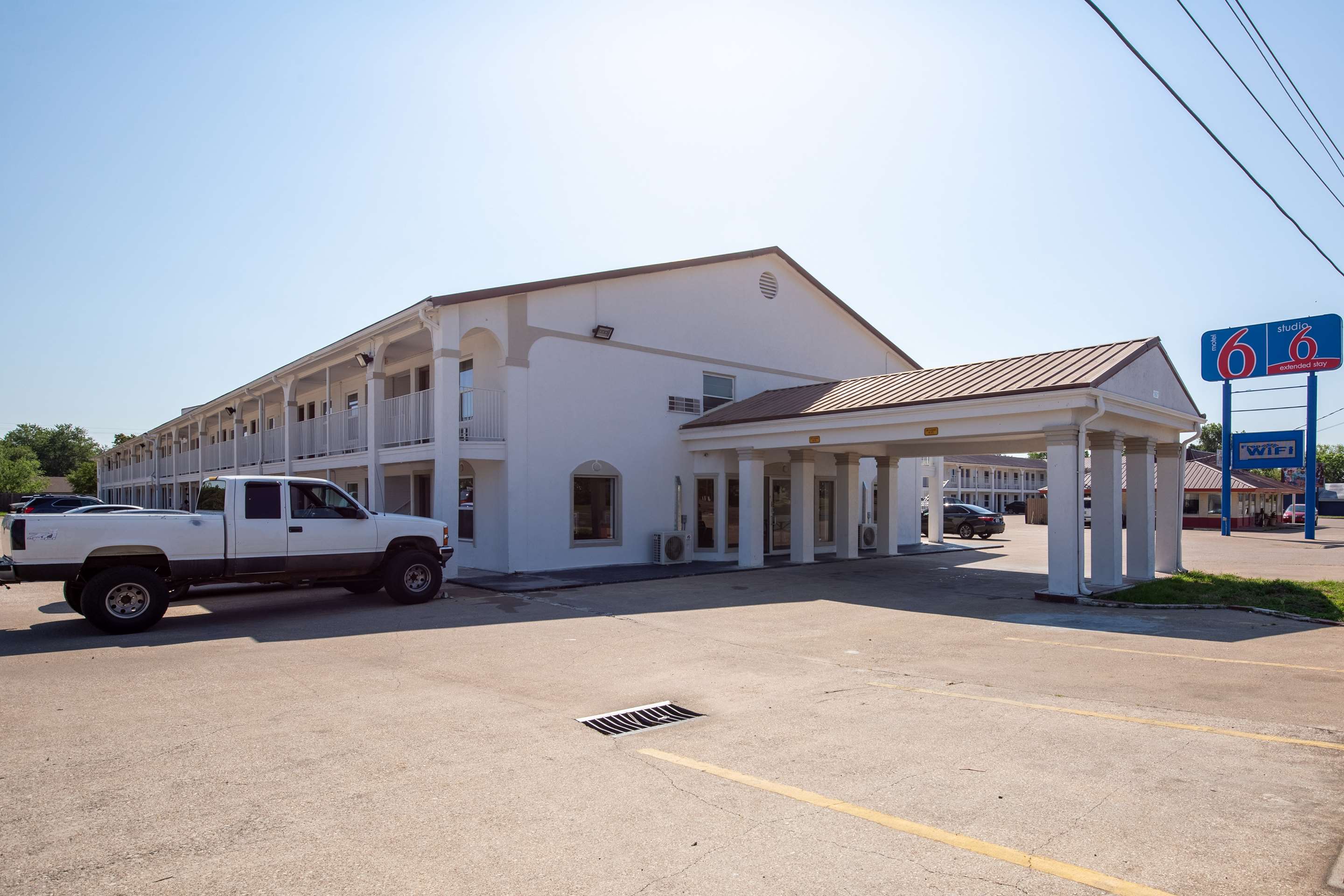 Motel 6 Bryan, TX - University Area