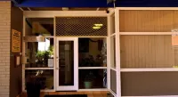 Hospitality Esperance, SureStay Collection by Best Western Hôtels à : Castletown