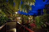 Chalet Kilauea Hotels in Volcano