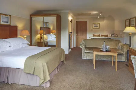 Macdonald Elmers Court Hotel and Resort