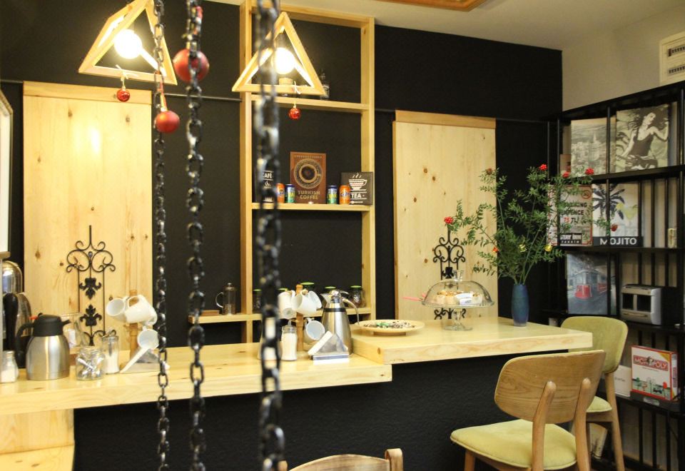 스테이 인 탁심 호스텔