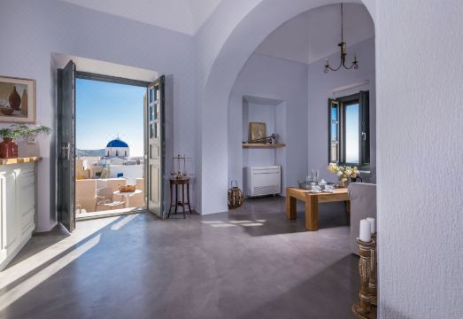 Kastro Mansion Hotel Overview