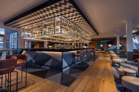 QT Queenstown, an EVT hotel Отели рядом с достопримечательностью «Бобс Пик»