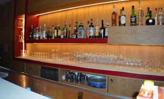 Hotel Ristorante Sempione - Housity
