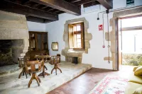 Monasterio y Pensión de Moraime Hôtels à : Muxia