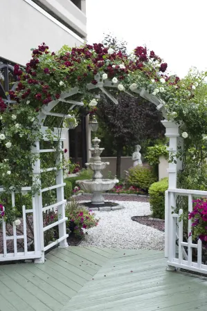 DoubleTree by Hilton Poughkeepsie, NY