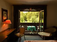 Hotel "Königsseer Hof" Отели рядом с достопримечательностью «Bayerische Seenschifffahrt am Koenigssee»