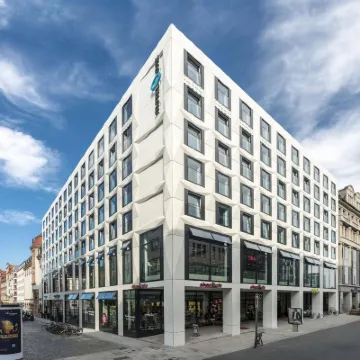 Motel One Leipzig-Augustusplatz Hoteles cerca de Sala de conciertos Gewandhaus