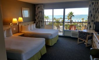 Seaside Inn & Suites