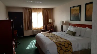 Baymont by Wyndham Oacoma فنادق في Oacoma