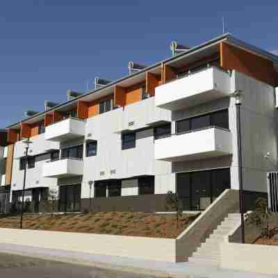 Western Sydney University Village- Parramatta Campus Hotel Exterior