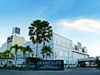 Grand Elite Hotel Pekanbaru Hotels near Siak Bridge