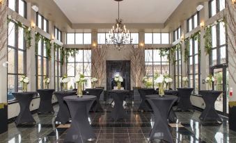 Best Western Plus Perth Parkside Inn  Spa