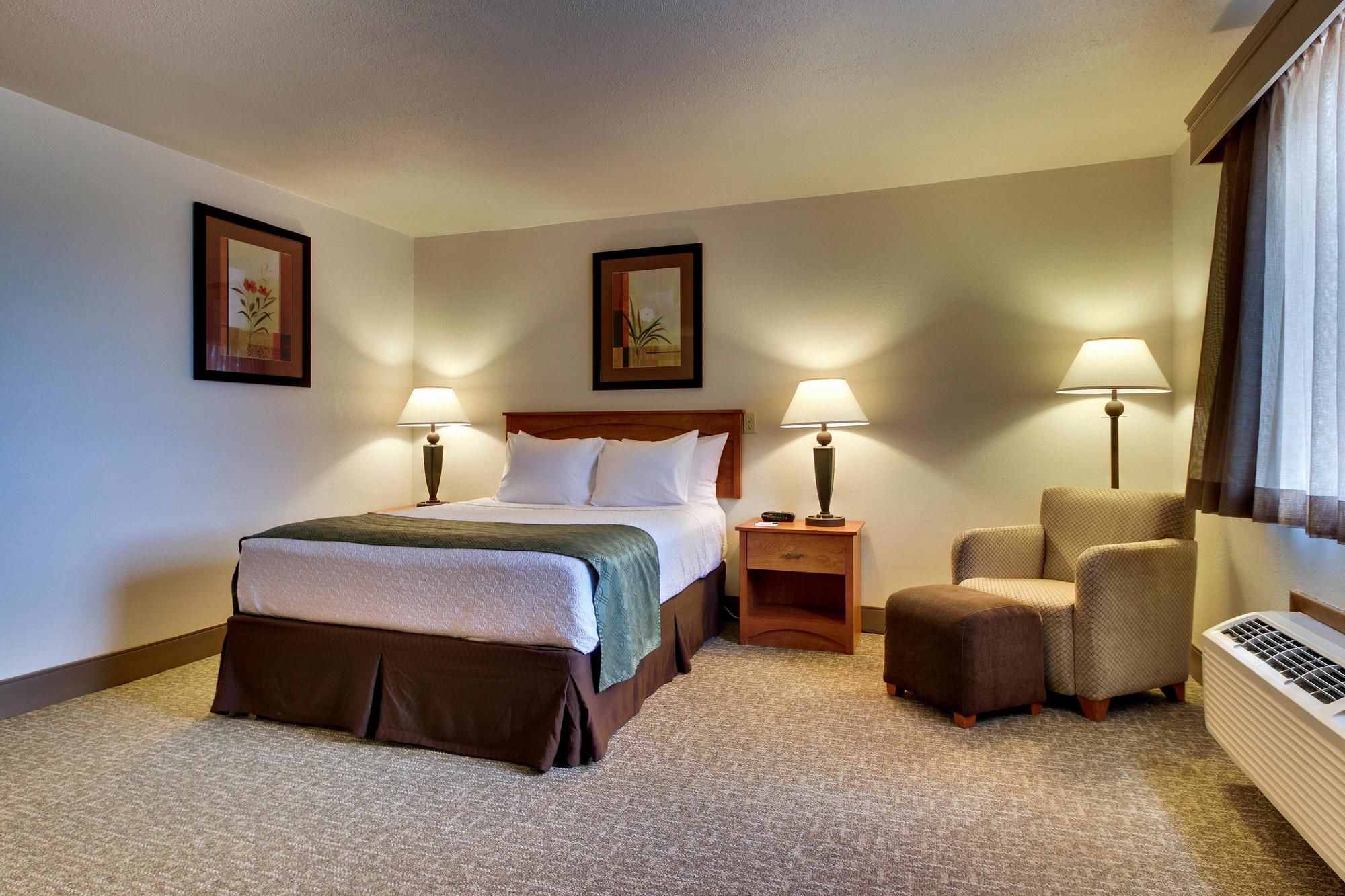 Best Western West Hills Inn