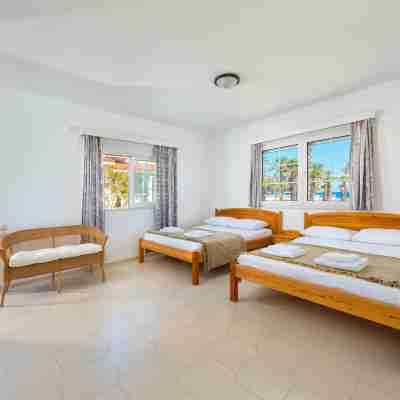 Villa Maria Beachfront Residence Rooms