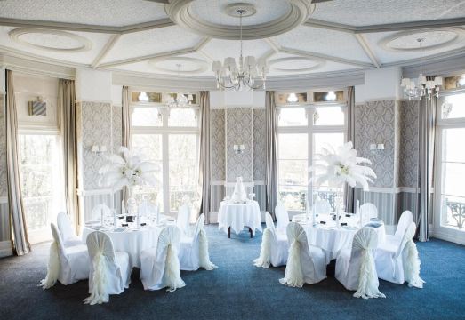 듀크 오브 콘월 호텔