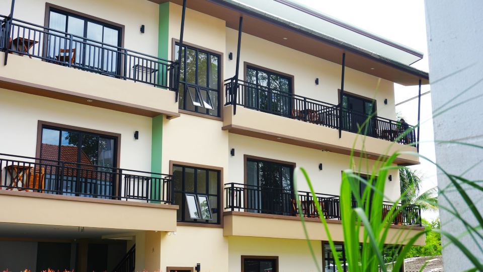 Pensiri House โรงแรมเพ็ญสิริ เฮ้าส์