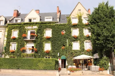Hotel Anne de Bretagne Blois Hotels near BLOIS CENTRE RAILWAY STATION