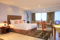 Wild Orchid Beach Resort