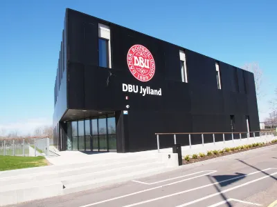 DBU Hotel & Kursuscenter Hotels near Mollerup Skov P