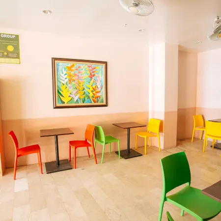 GV Hotel - Tagbilaran City Отели рядом с достопримечательностью «Bohol National Museum»