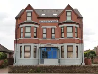 River Rooms Nottingham Hotels near COOK West Bridgford