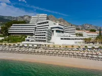 Medora Auri Family Beach Resort Hotels in Igrane