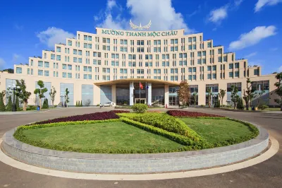 Mường Thanh Holiday Mộc Châu Các khách sạn gần Thung Lung Mu Náu