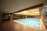 Ramada Plaza by Wyndham Konya - ที่มีสระว่ายน้ำ