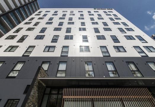 카락사 난바 로비 무료 음료