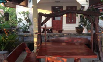 Kruamaeurai Homestay