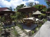 Gili Smile Bungalow
