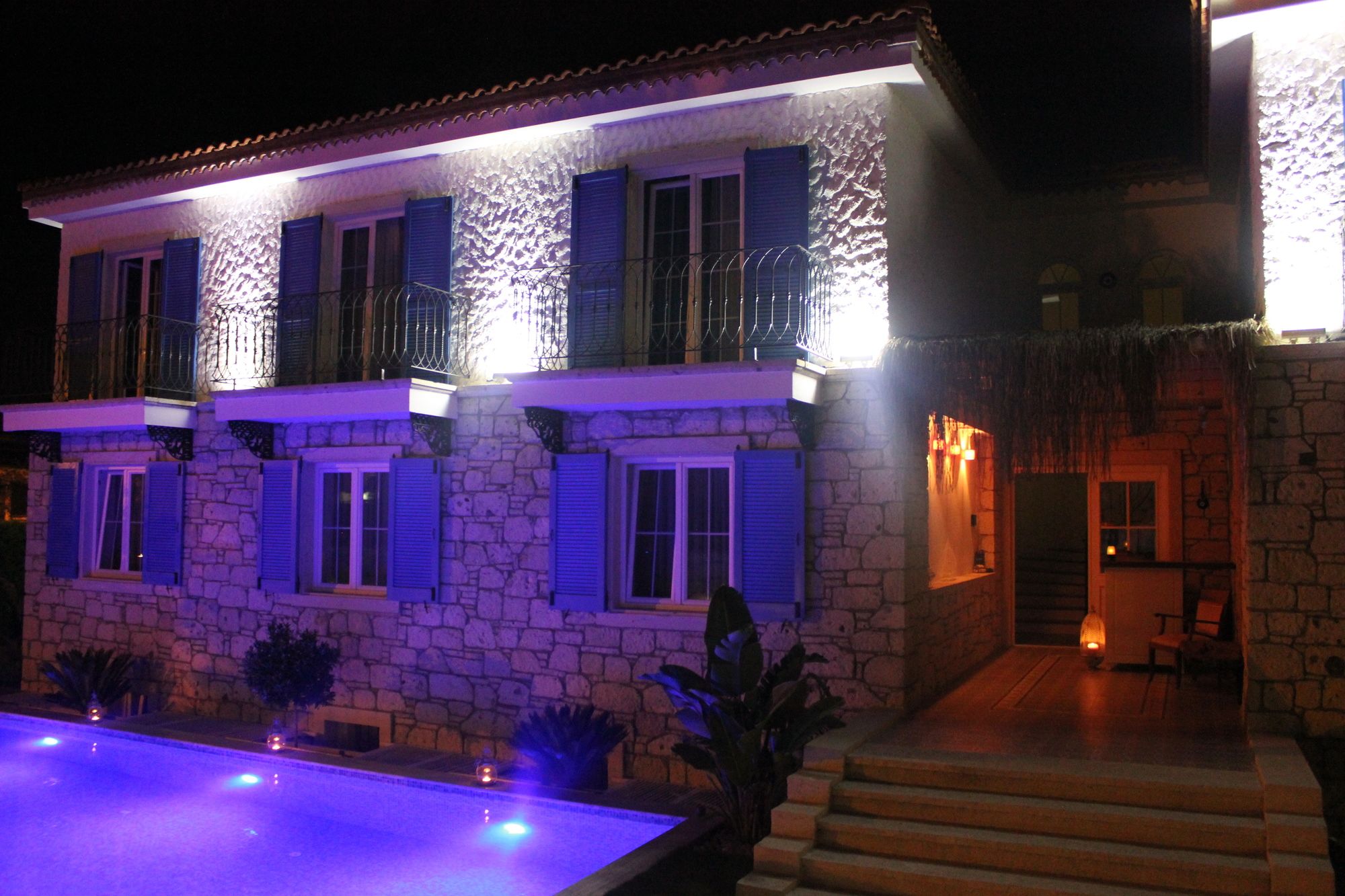 Tarcin Alacati Otel - Adults Only