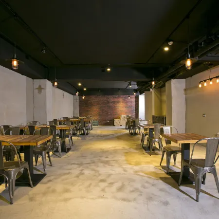 York Hotel Отели рядом с достопримечательностью «Лесной парк Да-Ан»