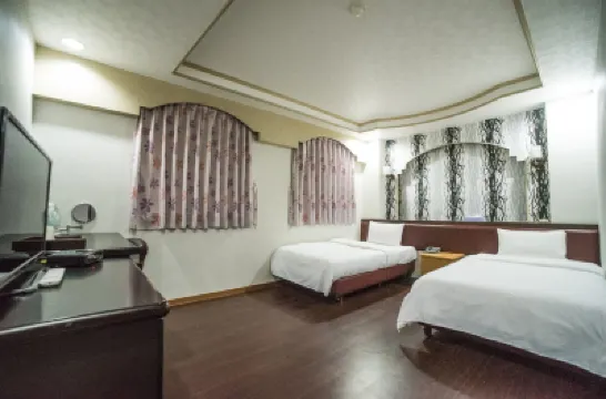 微旅商務Hotel新竹館 新竹遠東巨城購物中心附近的飯店