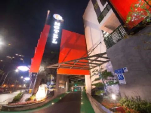 鼎帥温泉汽車旅館 鄰近龜吼漁港的酒店