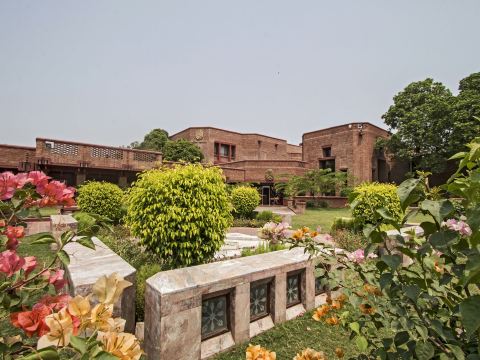 Faisalabad Serena Hotel