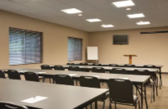 컨트리 인 & 스위트 바이 래디슨 굿렛츠빌 TN