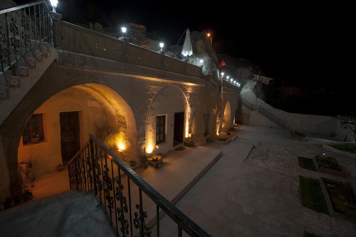 Ortahisar Cave Hotel