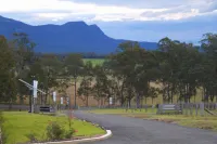 H Boutique Hotel Hotels in Pokolbin