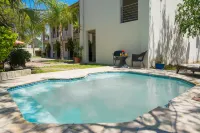 Peo Luxury Apartments Hotels in Ngamiland East