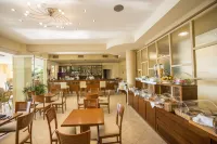 Colonides Beach Hotel Отели в г. Koroni