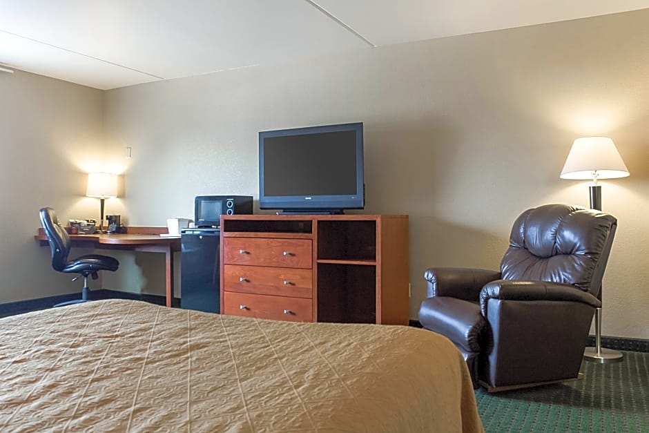 Quality Inn & Suites Conference Center and Water Park