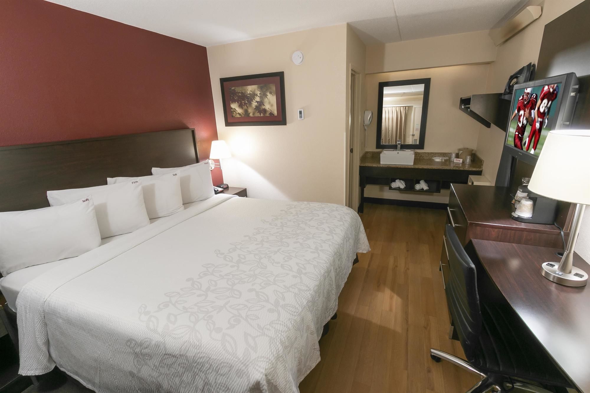 Red Roof Inn Plus+ Baltimore - Washington DC/BWI South